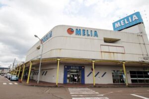 サンゴマートが1階に「フーデリッシュメリア店」を構えた「メリア」