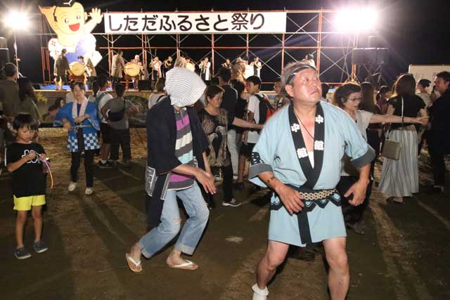 盆踊り