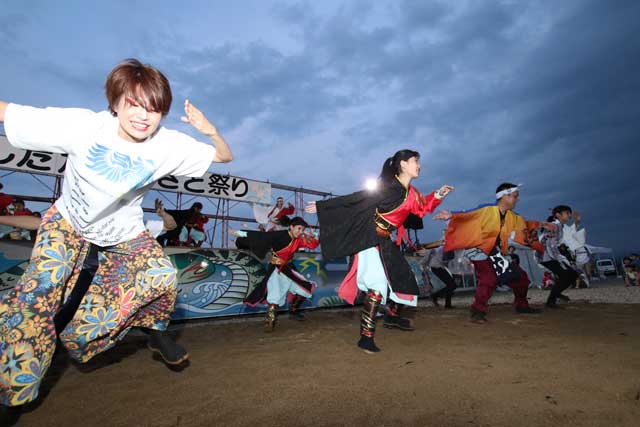 「しただふるさと祭り～雨生の大蛇祭～」のよさこいソーラン