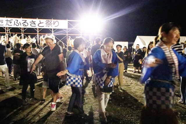 盆踊り