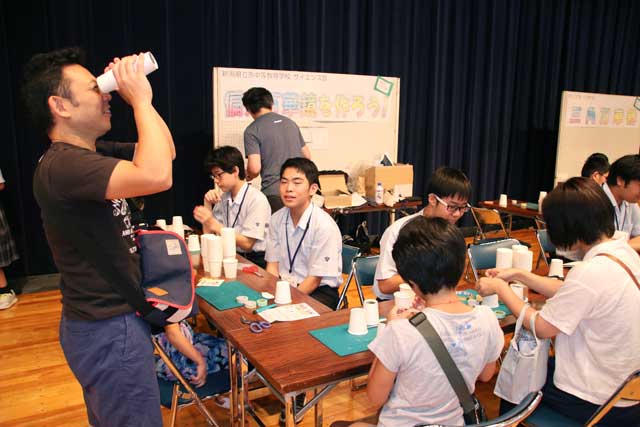 新潟県立燕中等教育学校 サイエンス部「偏光万華鏡」