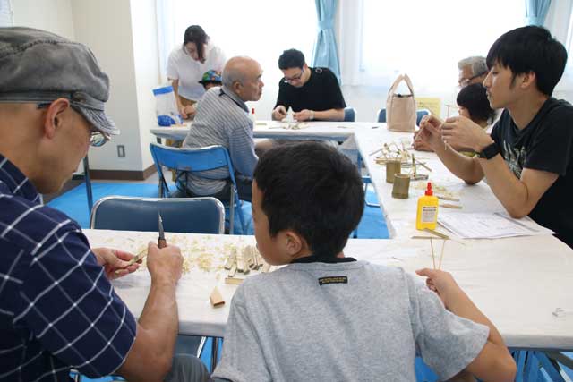 弥彦明るい未来を考える会「竹とんぼ」