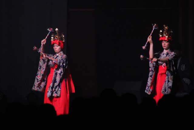 柏崎市・柏崎市綾子舞保存振興会の「綾子舞」