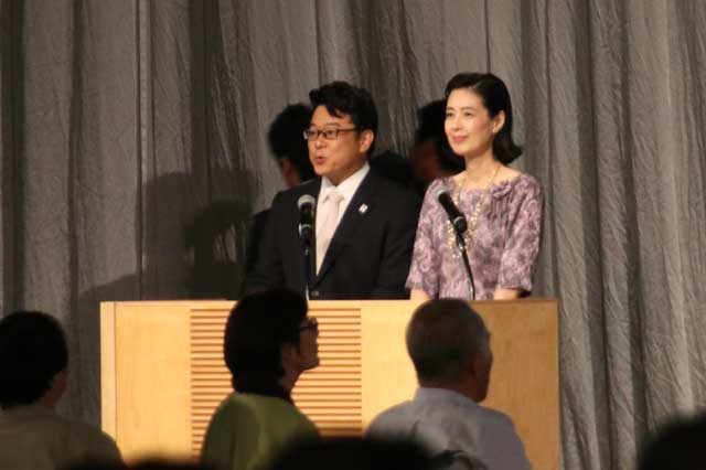 星野知子さんが総合司会