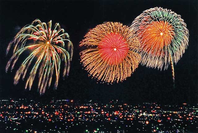 今野 均（三条市）「大花火三連発」