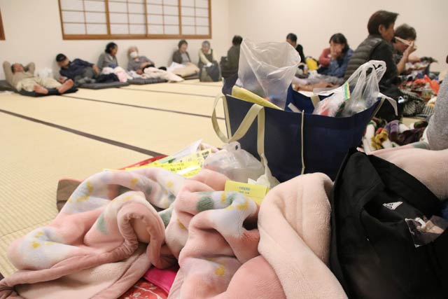 61人が避難した吉田産業会館は1部屋では足りず2部屋を避難所に
