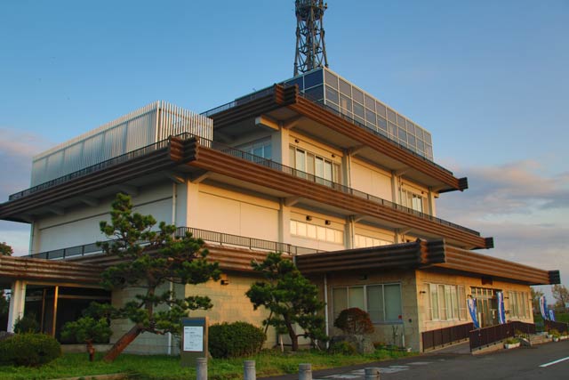 信濃川大河津資料館全景