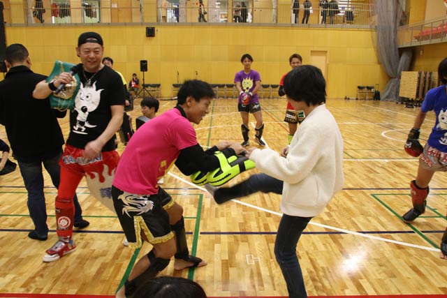 SPORTS DOJO KAGAYAKIによるキックボクシング体験