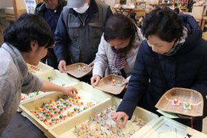 道の駅「庭園の郷 保内」でことしもチンコロを販売