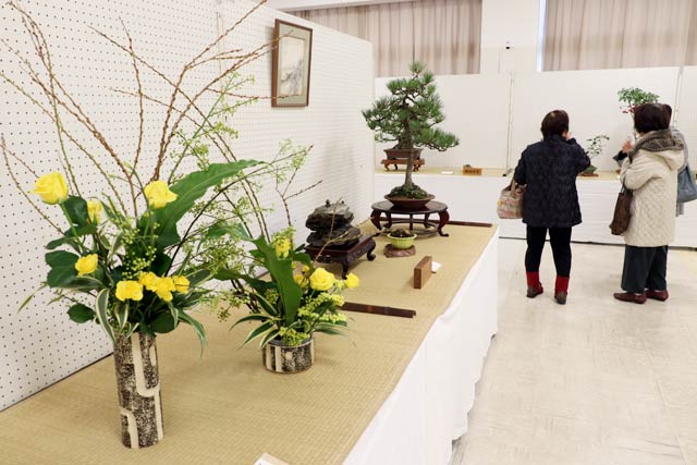 吉田華道友の会の生け花