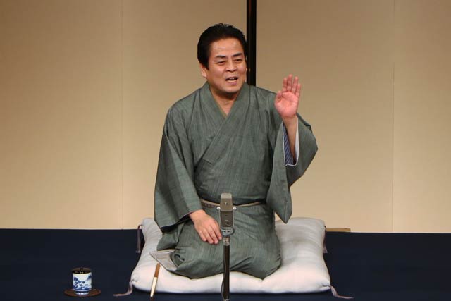 2019年3月31日に燕市で開かれた立川談春独演会の談春さん