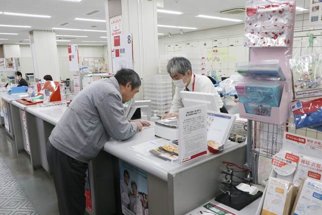業務を再開した三条郵便局