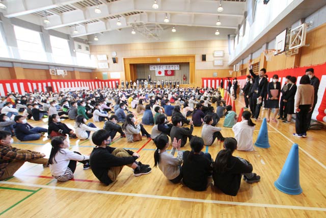 裏館小学校の1学期の始業式