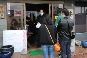 ワンコイン弁当が人気の「レストハウス華苑」