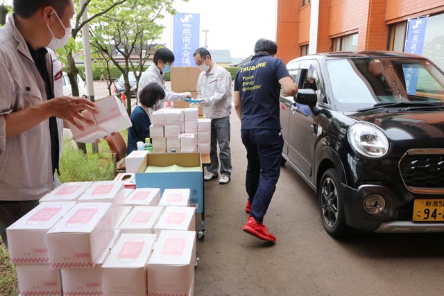 燕商工会議所がマスクのドライブスルー販売