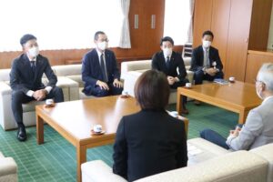 加茂市の飲食店支援のプレミアム商品券プロジェクトに官民が協働