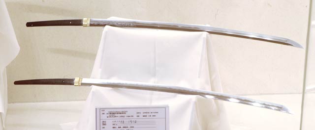 三条出身栗原信秀の刀2振り