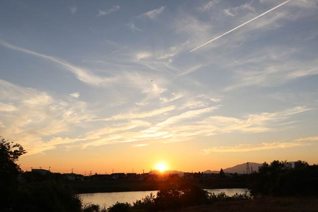夕方には秋を感じさせる雲