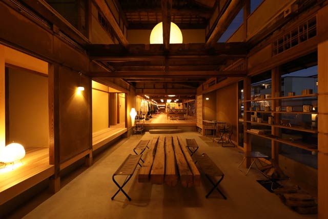 スノーピークランドステーション京都嵐山のカフェ