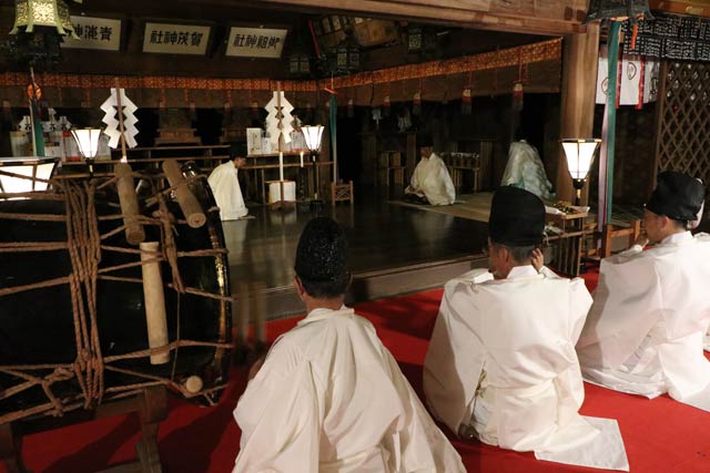 宵宮祭の神事