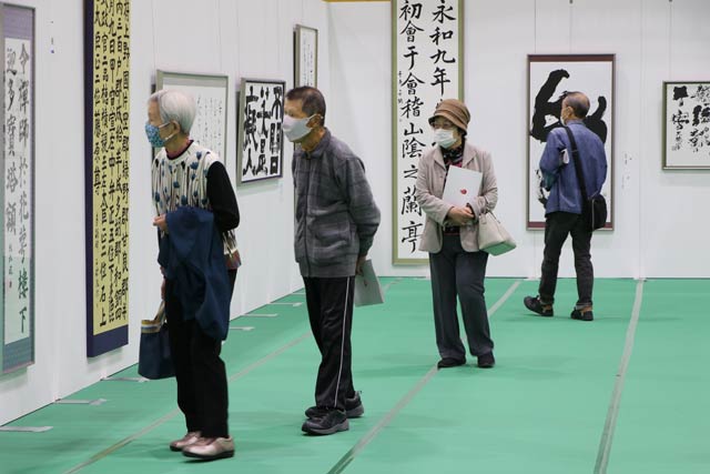 第16回三条市美術展の会場の様子