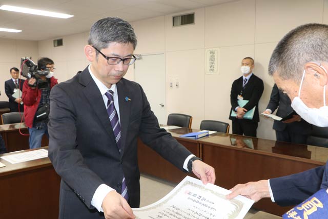 市議選当選の白鳥氏