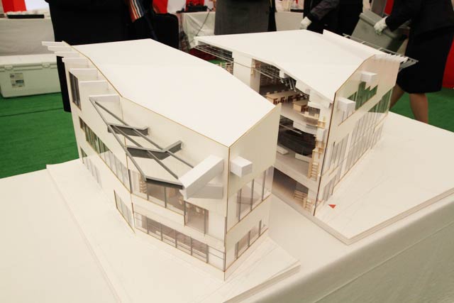 図書館等複合施設の模型