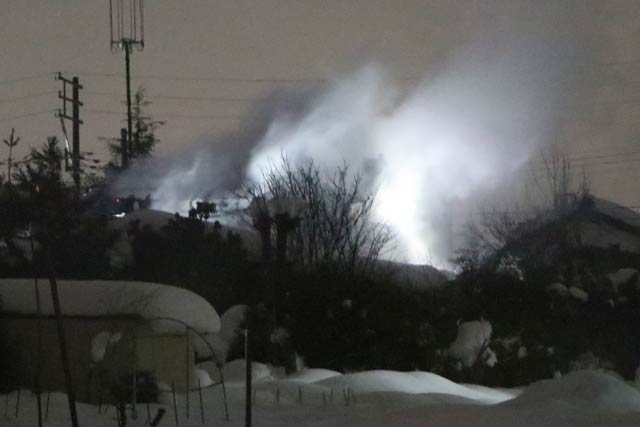 三条市井栗2地内の火災