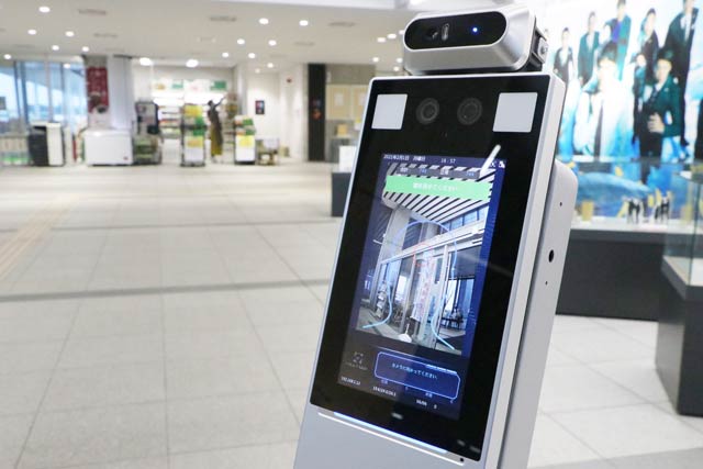 本庁舎各出入り口にサーマルカメラを設置