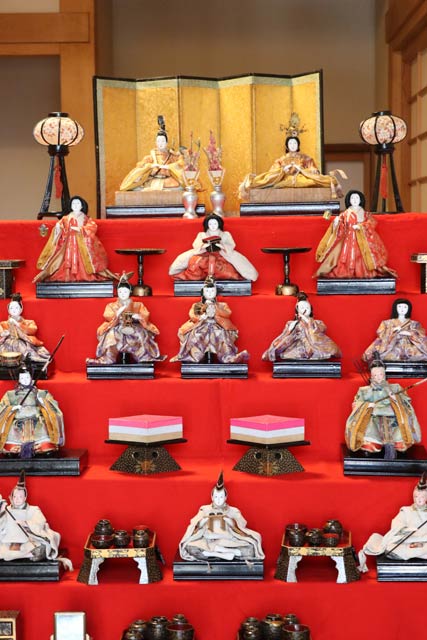 昭和初期と思われる譲り受けた七段飾り