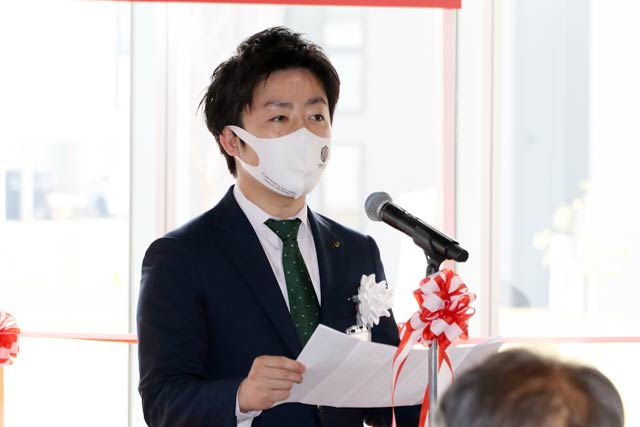 滝沢市長