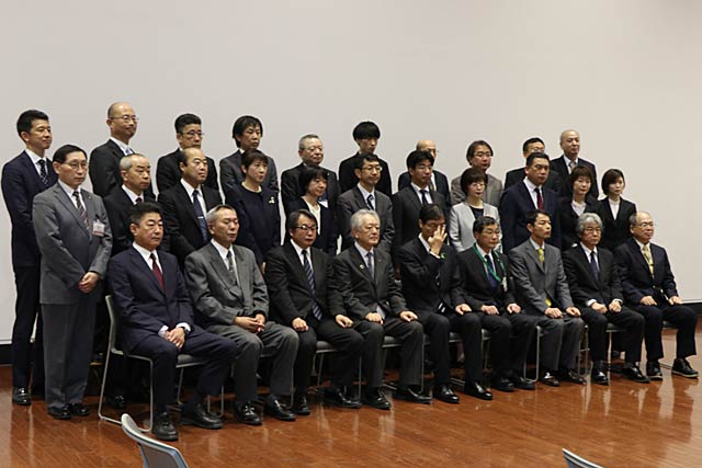 退職者記念撮影