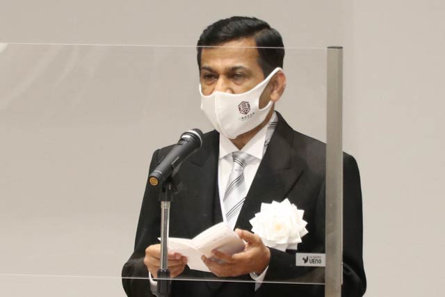 アハメド・シャハリアル学長