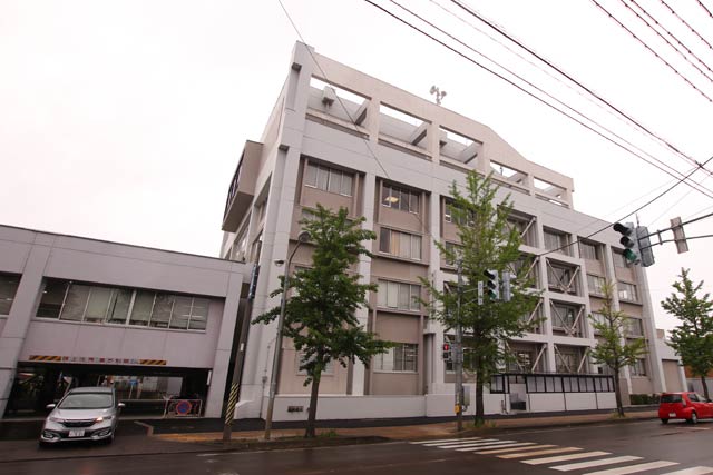 三条市役所三条庁舎の高層棟