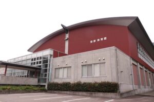 弥彦村の集団接種1回目は接種率90.6% 2人が副反応で救急搬送