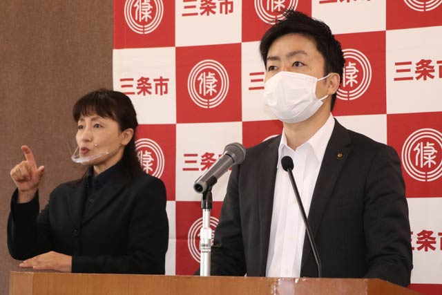 滝沢三条市長の定例記者会見
