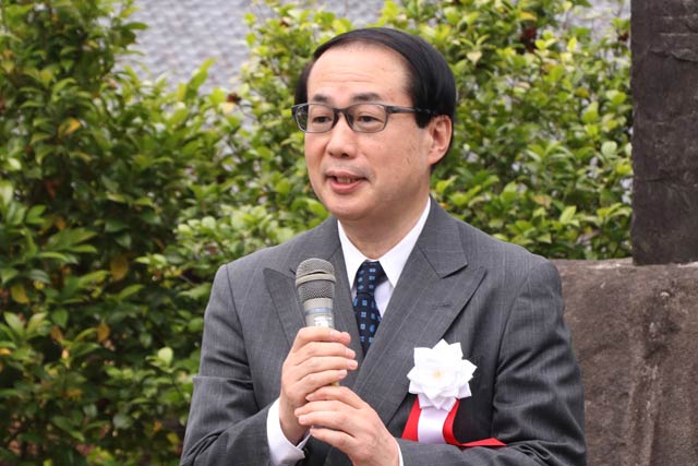 西潟為蔵会会長のの弥久保教授