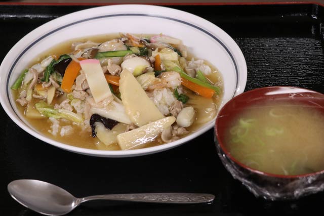 14日の日替わり定食の中華丼