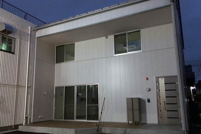 12日に竣工し13日に内覧会が開かれる「宮町シェアオフィス」