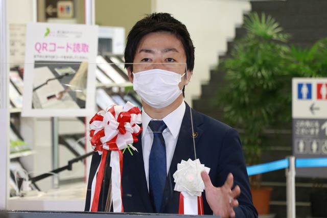 滝沢三条市長