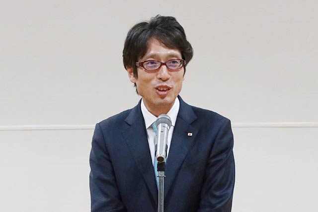 講演する竹田さん