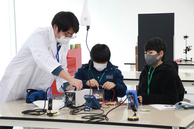 「手作り！電気回路の不思議」