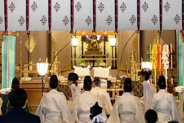弓始神事