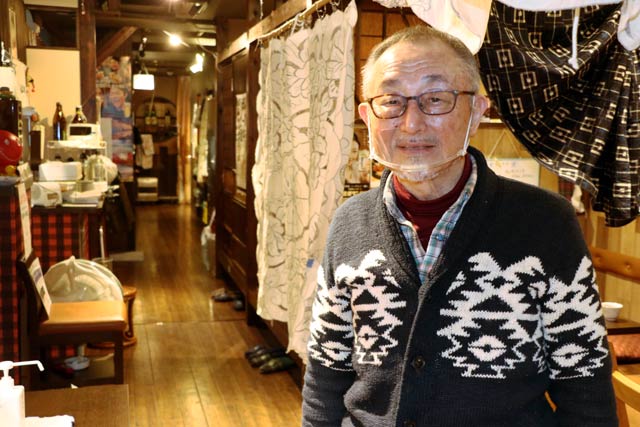 ランチ営業を始めた「釜焼鳥本舗おやひなや 三条中央店」の経営会社の社長の鈴木さん