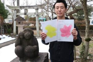 「SANJO 8 POWER SPOT」のひとつ日吉神社で三条商工会議所青年部・地域文化開拓委員会委員長の渋谷孝政さん