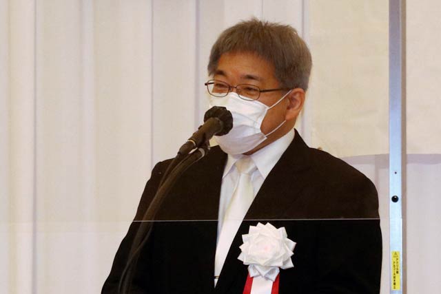 閉校式で水野学院長の式辞