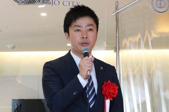 三条市の滝沢市長