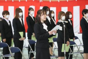 新潟経営大と新潟中央短大で入学式