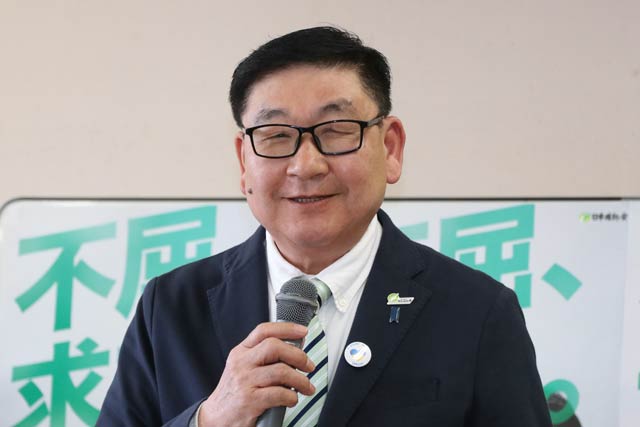 維新公認で三条市議選に立候補する西村邦明氏