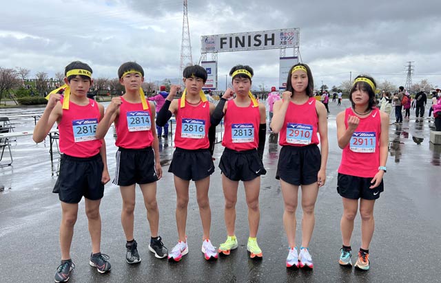 南相馬市から参加したランニングクラブMAXの中学生6人